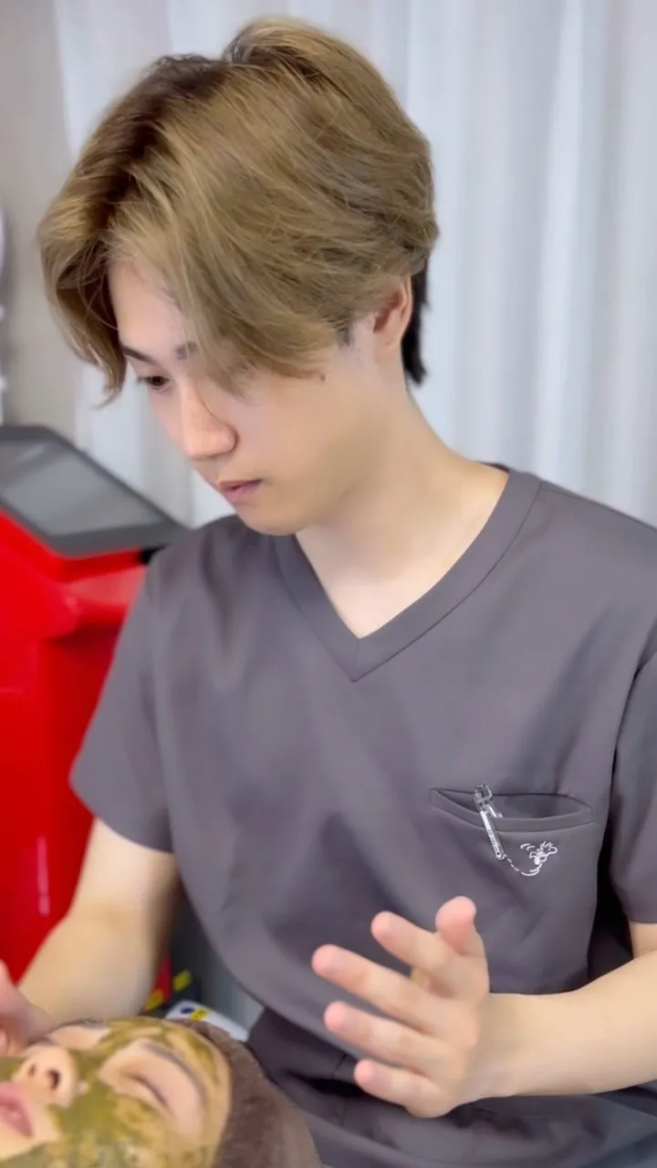 剥離なしハーブピーリングの効果【REVI陶肌トリートメント】